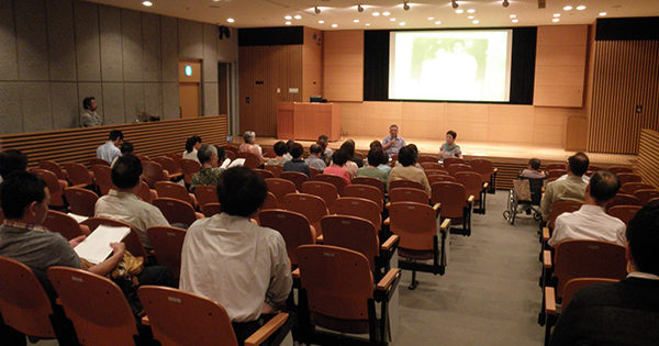 2013年8月25日世界のハンセン病セミナー第3回「カービルに生きて」